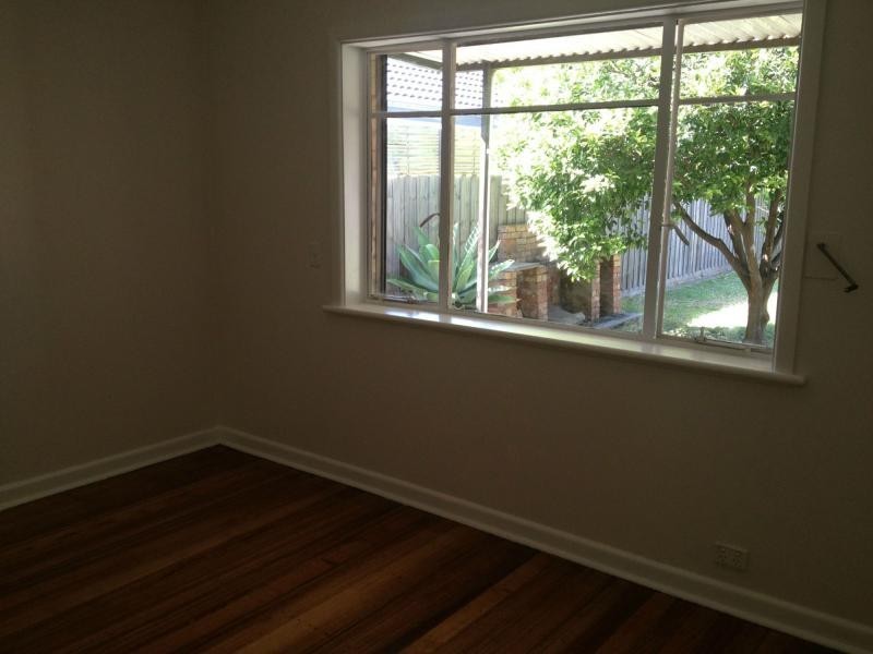 55 Blackshaws Road, Newport VIC 3015