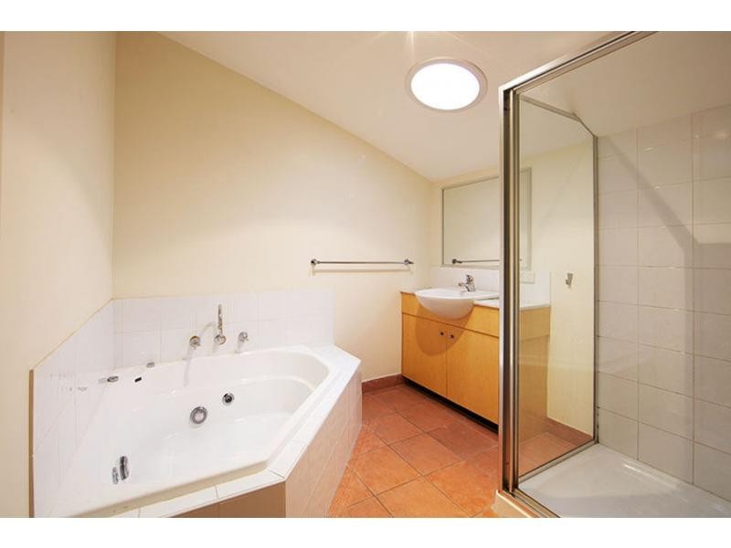 4/55 Moreland Street, Footscray VIC 3011