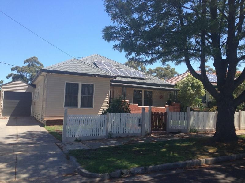 5 Hemphill Road, Sunshine VIC 3020