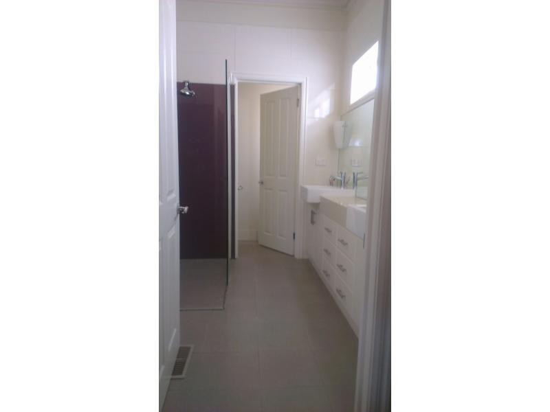 5 Hemphill Road, Sunshine VIC 3020