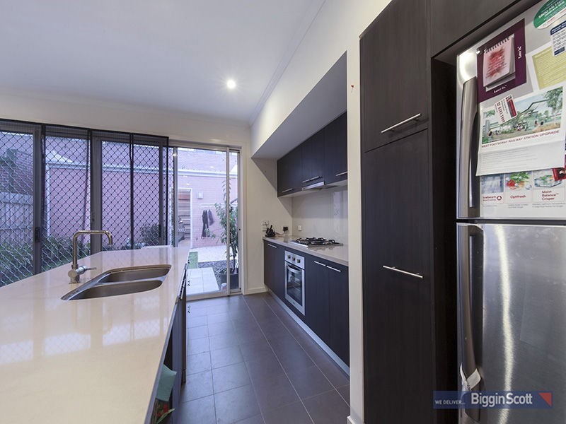 5 Beaurepaire Parade, Footscray VIC 3011