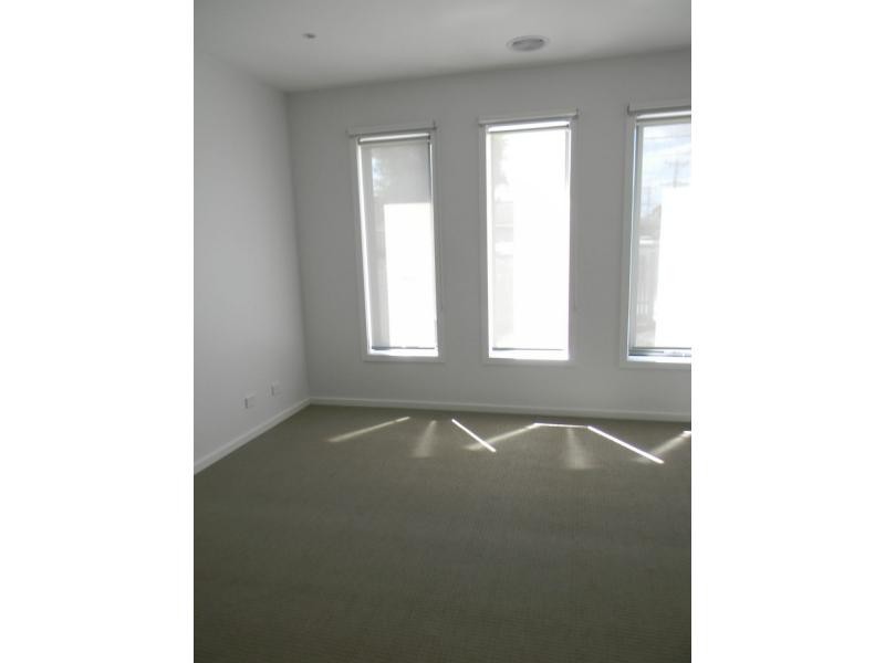 19 Ararat Street, Altona North VIC 3025