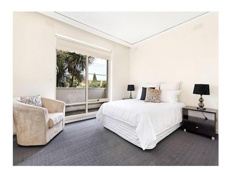 10/49 Napier Street, Footscray VIC 3011