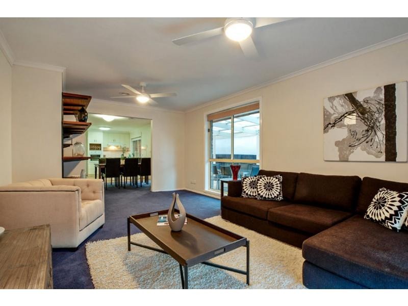 8 Knox Court, Altona Meadows VIC 3028