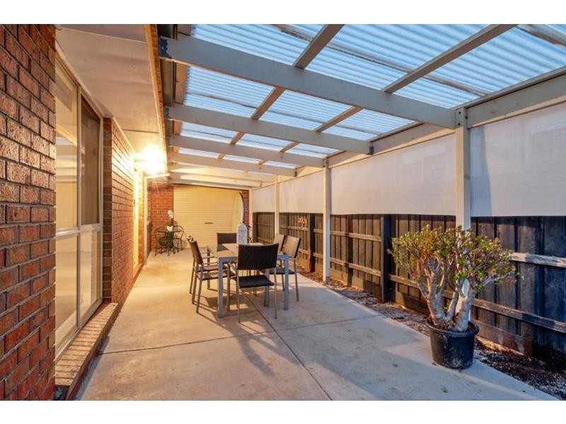 8 Knox Court, Altona Meadows VIC 3028