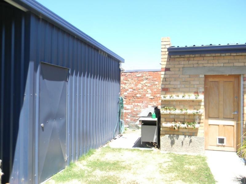 61 Kingsville Street, Kingsville VIC 3012