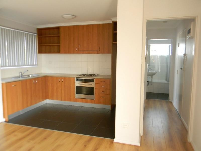 8/218 Gordon Street, Footscray VIC 3011