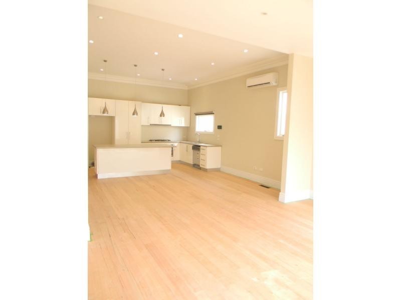 70 O’Farrell Street, Yarraville VIC 3013