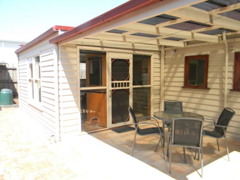 16 Madden Street, Maidstone VIC 3012