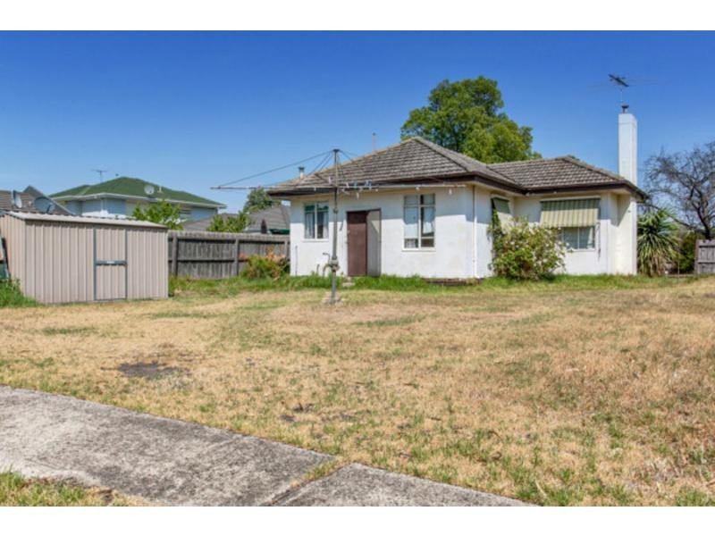 6 Montgomery Street, Maidstone VIC 3012
