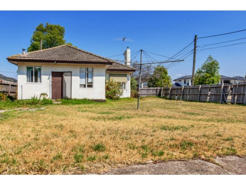 6 Montgomery Street, Maidstone VIC 3012