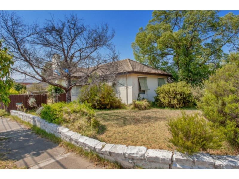 6 Montgomery Street, Maidstone VIC 3012