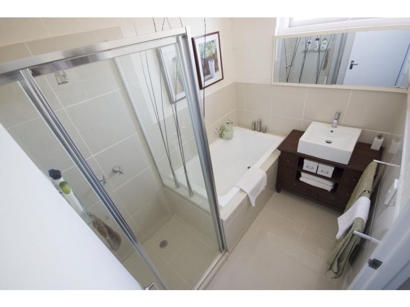 8/85 Ballarat Road, Maidstone VIC 3012