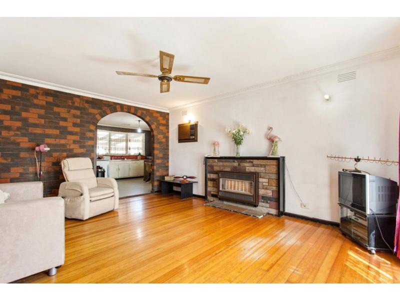 28 Ravenhall Street, Braybrook VIC 3019