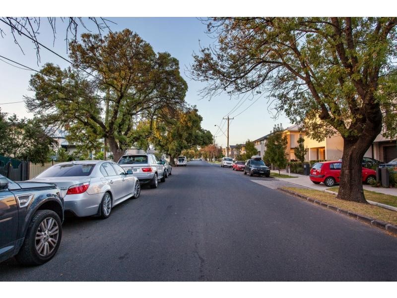 24 Warleigh Road, West Footscray VIC 3012