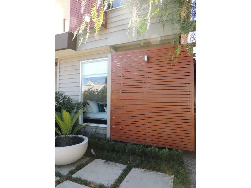 2/12 Simpson Street, Yarraville VIC 3013