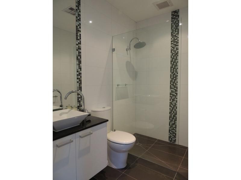 2/12 Simpson Street, Yarraville VIC 3013