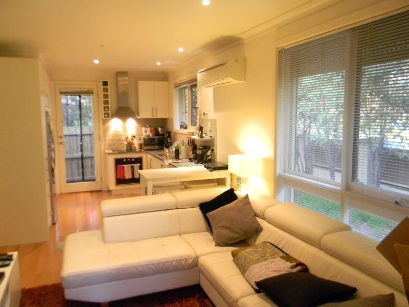 Unit 1/18 Blandford Street, West Footscray VIC 3012