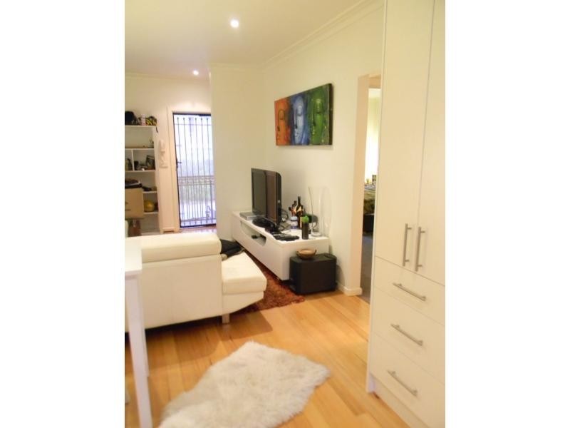 Unit 1/18 Blandford Street, West Footscray VIC 3012