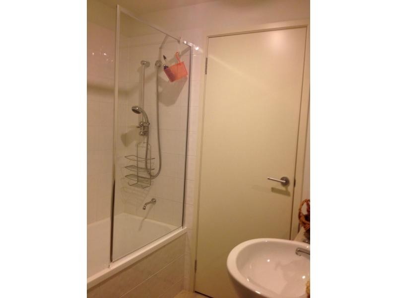 19/2 Saltriver Place, Footscray VIC 3011