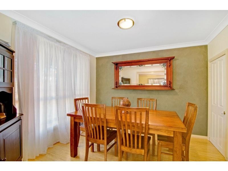 17b Kingussie Avenue, Castle Hill NSW 2154