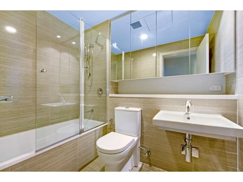 802/49 Hill Road, Wentworth Point NSW 2127