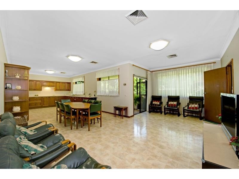 28 Lochinvar Parade, Carlingford NSW 2118