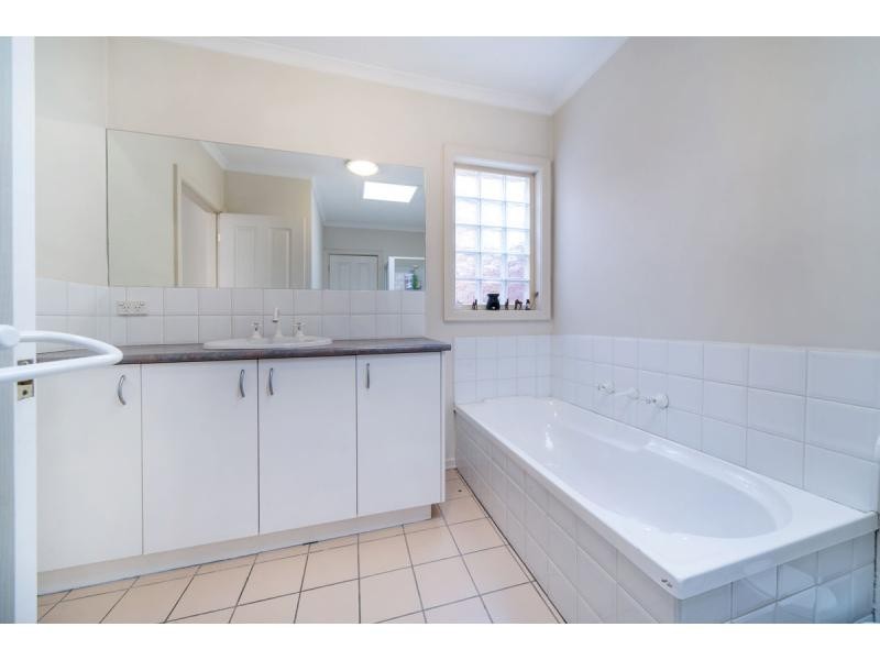 11B Voltri Street, Cheltenham VIC 3192