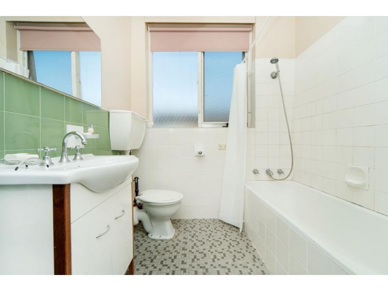 18/306 Inkerman Street, St Kilda East VIC 3183