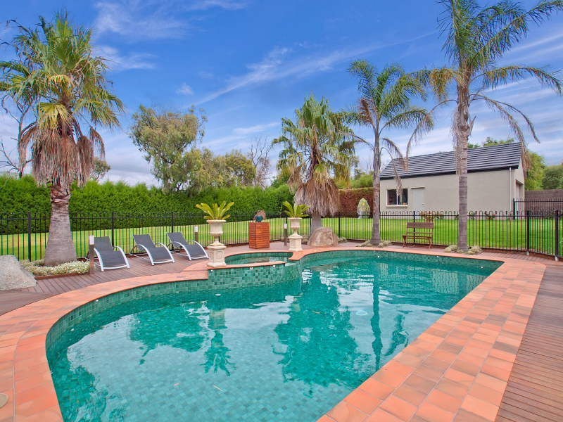 62 Rosedale Grove, Frankston South VIC 3199