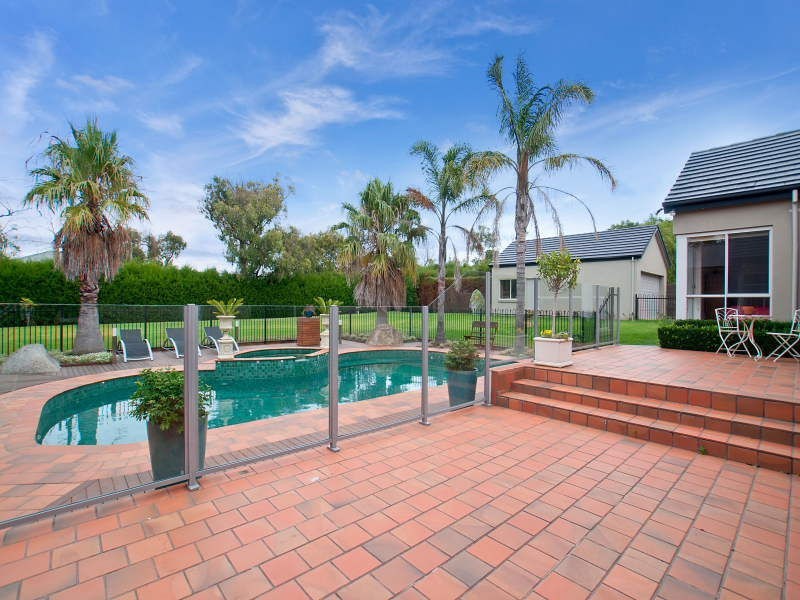 62 Rosedale Grove, Frankston South VIC 3199