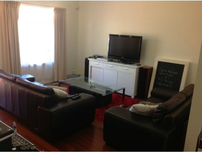 5/82 Glass Street, Essendon VIC 3040