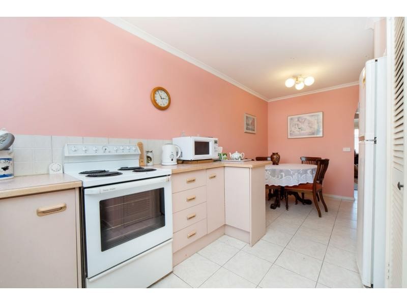 Unit 12/8 Bainbridge Avenue, Seaford VIC 3198