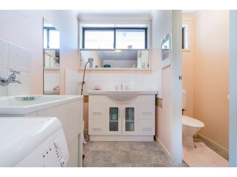 Unit 12/8 Bainbridge Avenue, Seaford VIC 3198