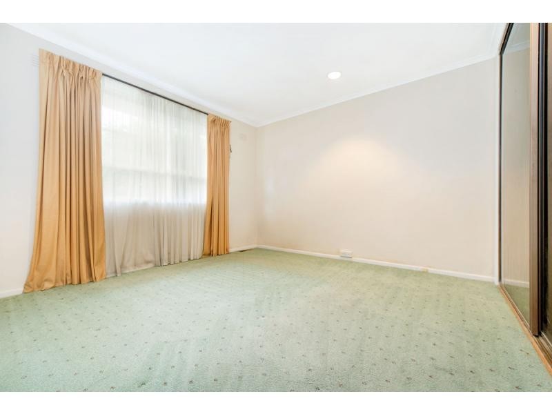 3/4 Vision Street, Chadstone VIC 3148