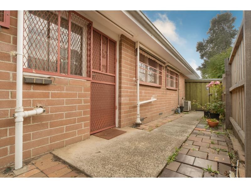 3/4 Vision Street, Chadstone VIC 3148