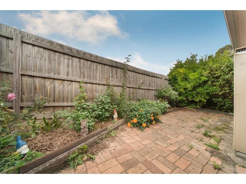 3/4 Vision Street, Chadstone VIC 3148