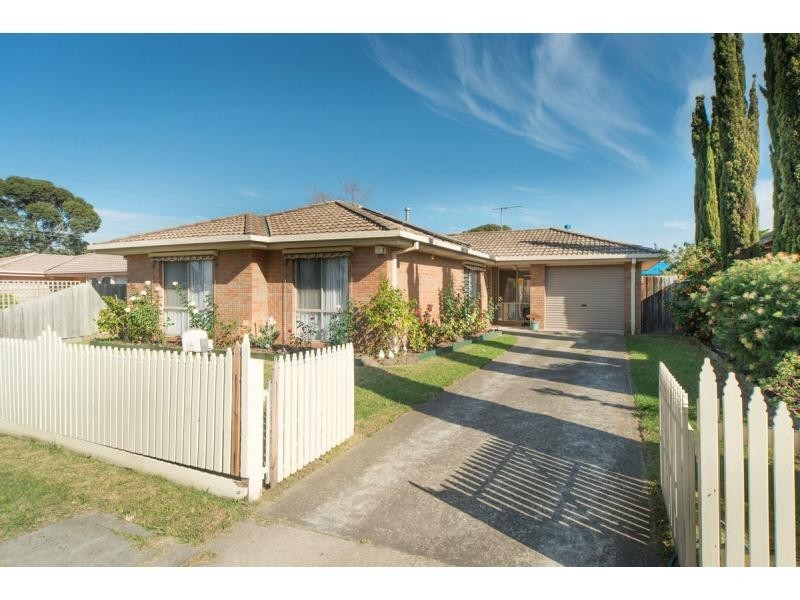23 Fernwren Place, Carrum Downs VIC 3201