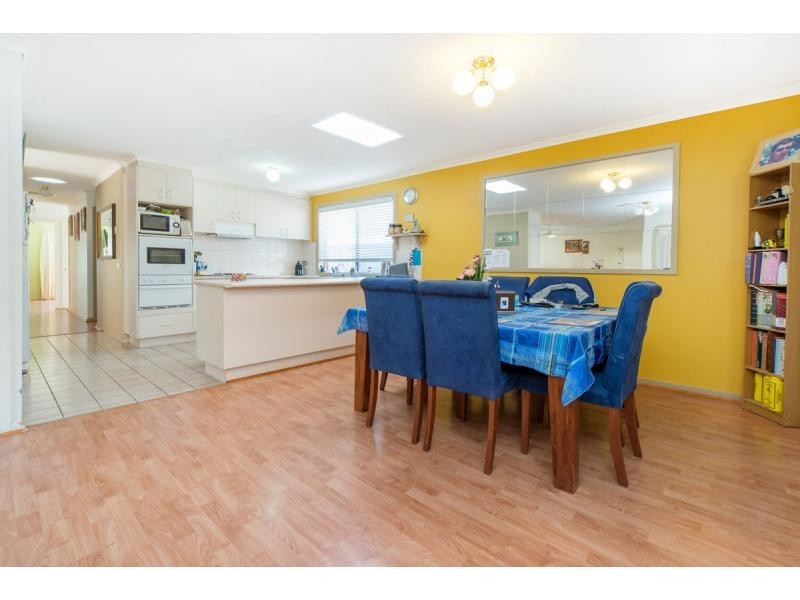 23 Fernwren Place, Carrum Downs VIC 3201