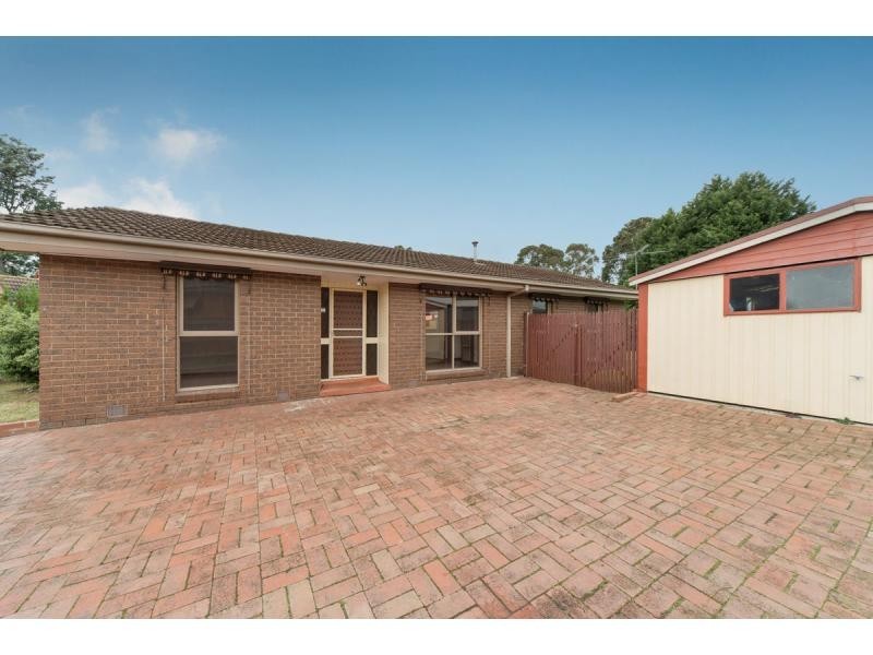 4 Yardley Court, Frankston VIC 3199
