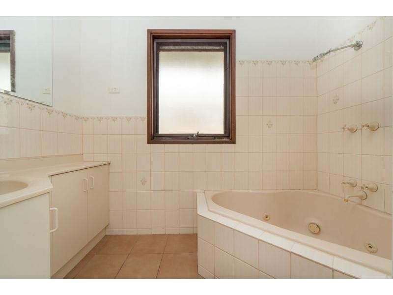 4 Yardley Court, Frankston VIC 3199