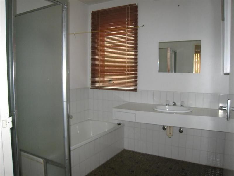 Unit 8/3 Hughenden Road, St Kilda East VIC 3183