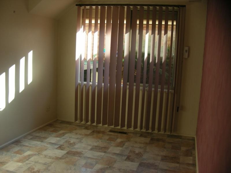 6 Helpmann Crescent, Epping VIC 3076