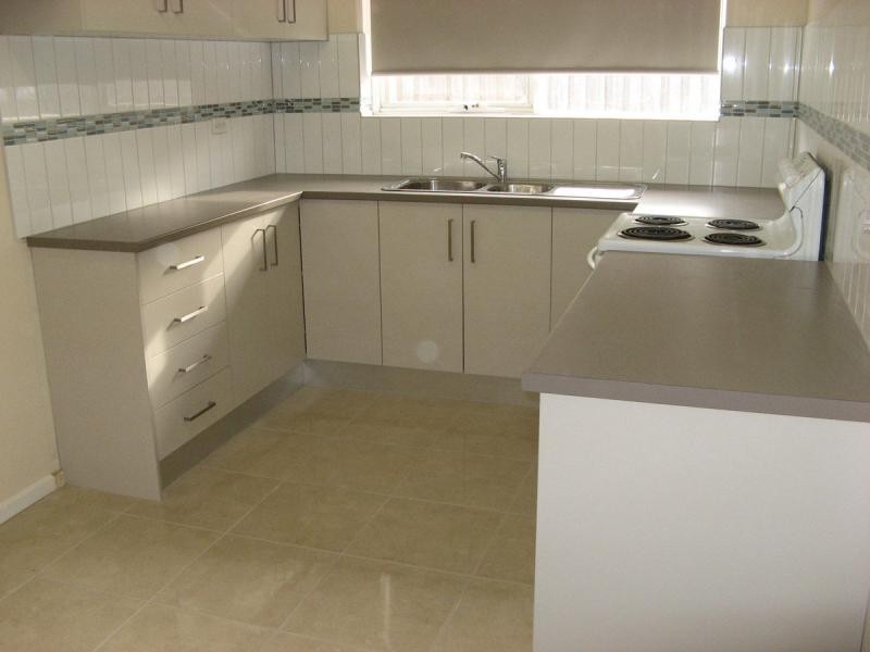 2/4 Hyde Street, Glenroy VIC 3046