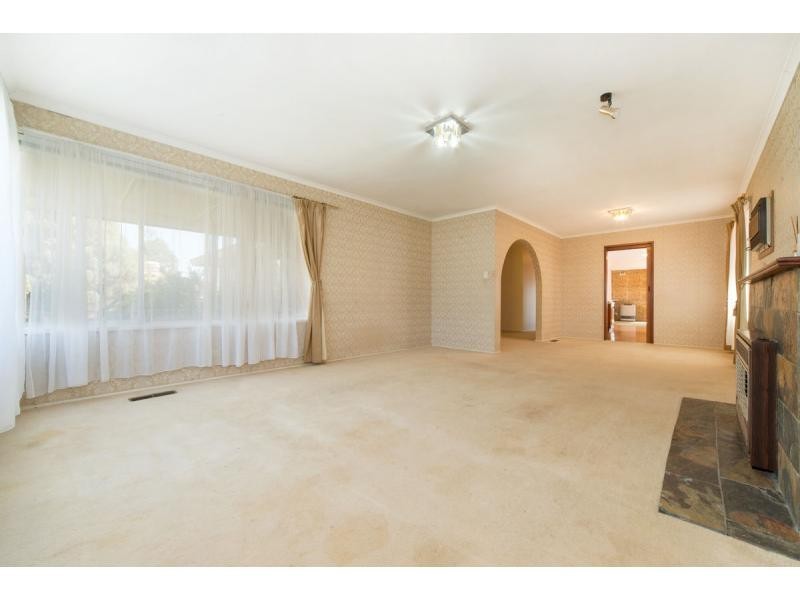 22 Santa Barbara Drive, Frankston VIC 3199