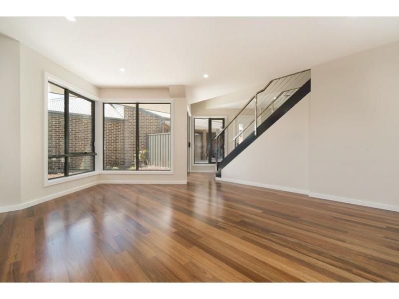 2/1 Edgar Street, Moonee Ponds VIC 3039