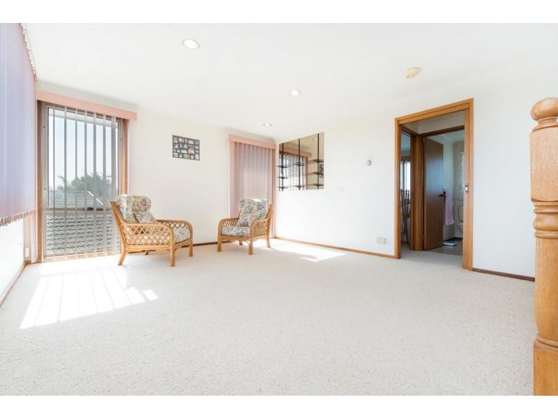 5 Helsal Court, Frankston VIC 3199