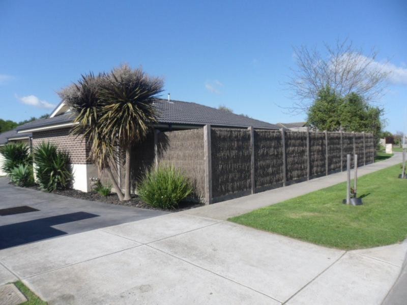 Unit 3/88 Granite Drive, Langwarrin VIC 3910