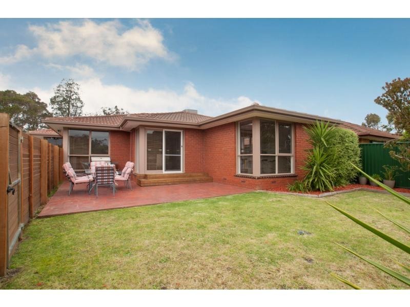 17 Kalang Court, Patterson Lakes VIC 3197