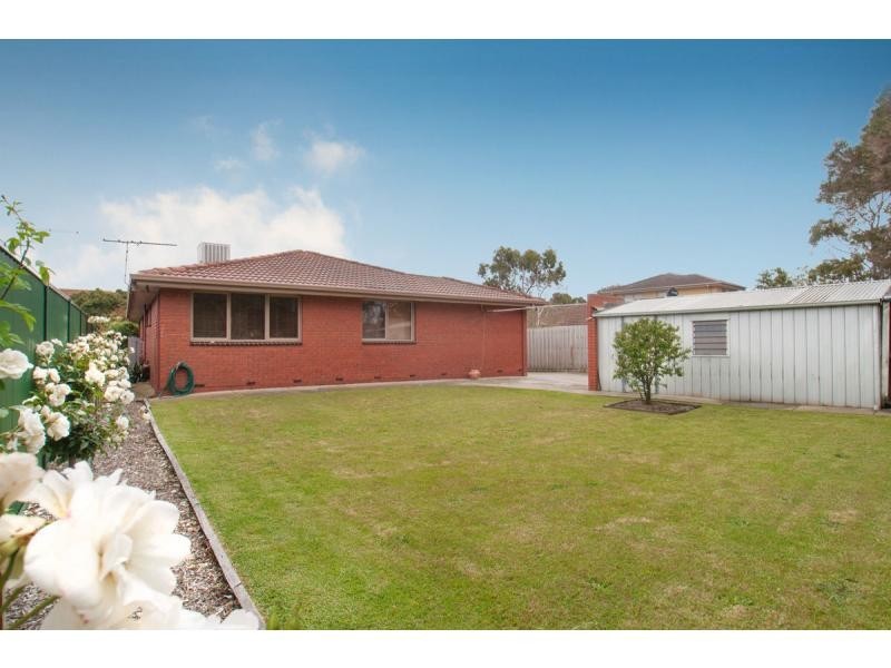 17 Kalang Court, Patterson Lakes VIC 3197